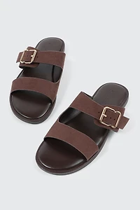 Sandales à talon plat en faux suède