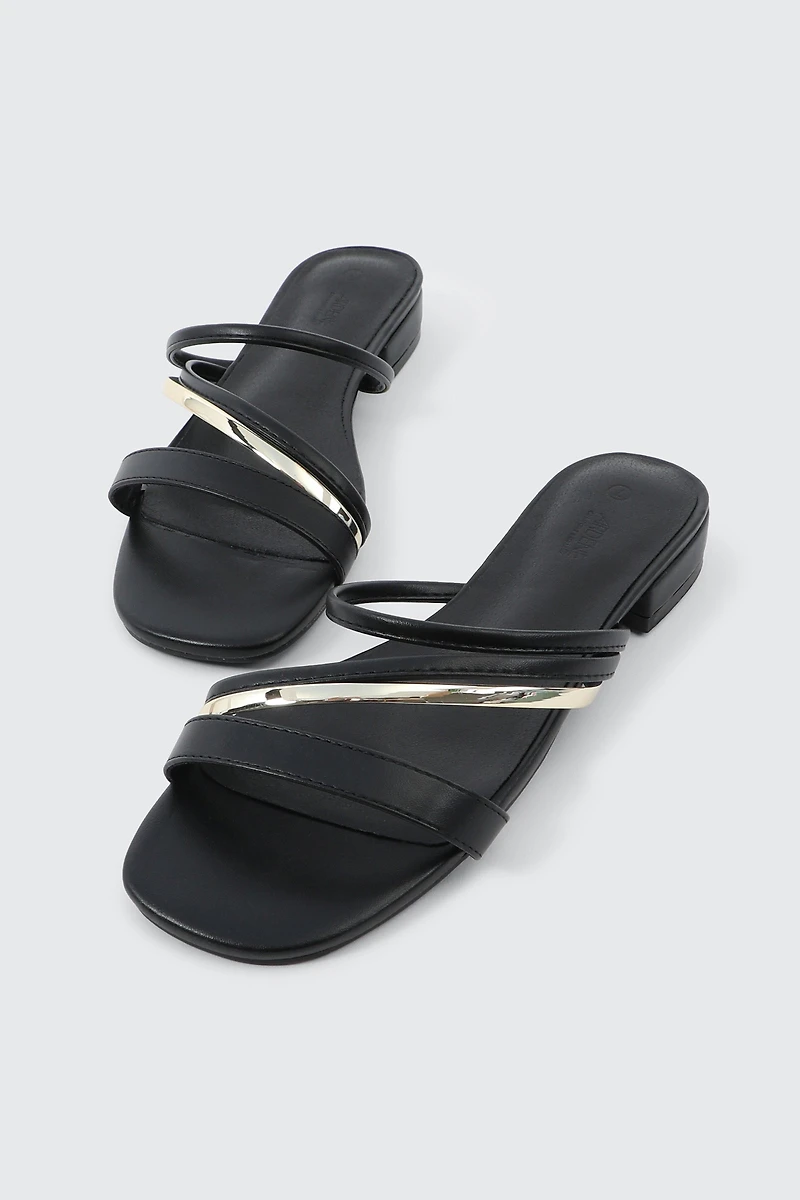 Low Heel Strappy Sandals