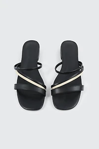 Low Heel Strappy Sandals