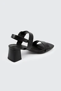 Sandales à talon bloc et sangle sur boucle