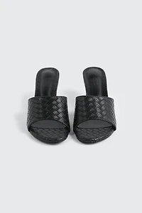 Sandales mules tressées à talon bas
