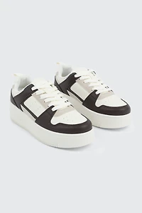Espadrilles lacées à semelle épaisse