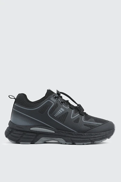 Bungee Lace Jogger Sneakers