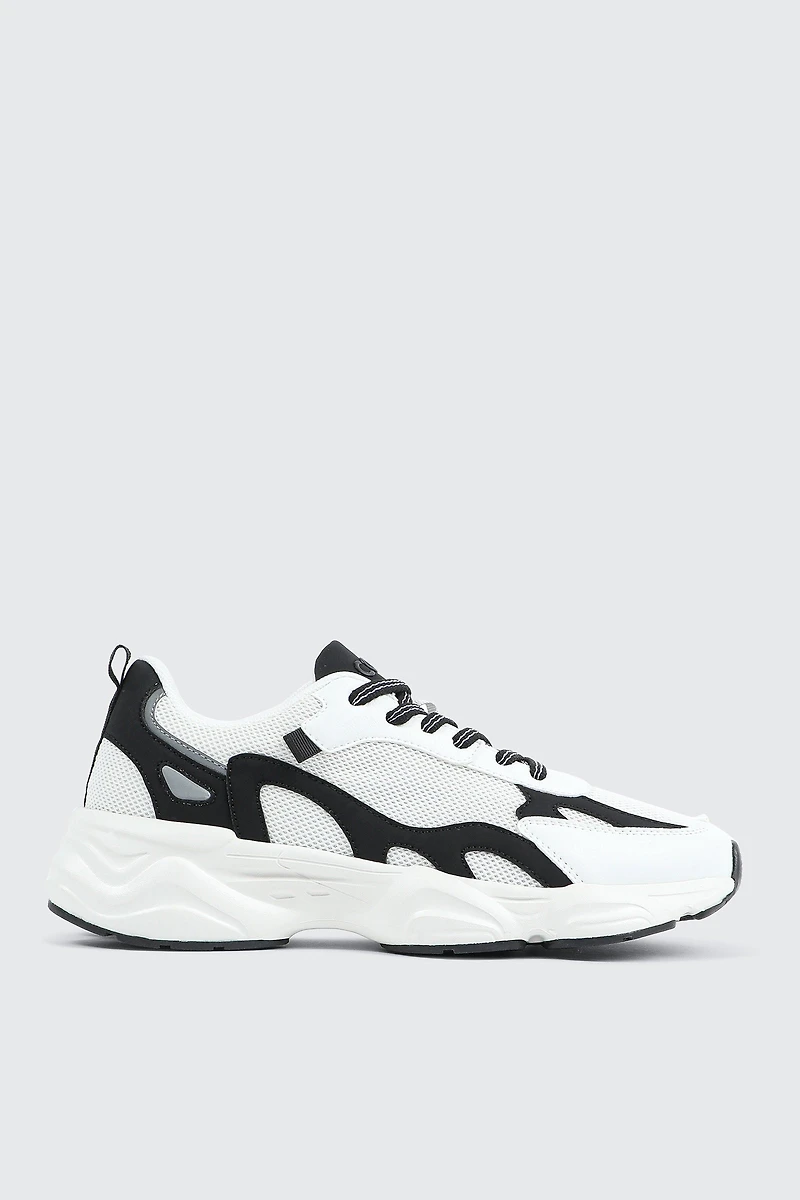 camactive™ Sneakers