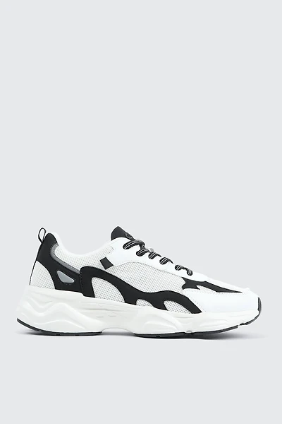 camactive™ Sneakers