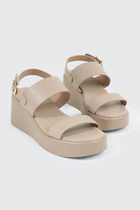 Sandales compensées en faux cuir
