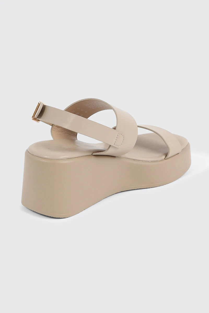 Sandales compensées en faux cuir
