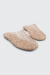 Round Toe Cage Sandals