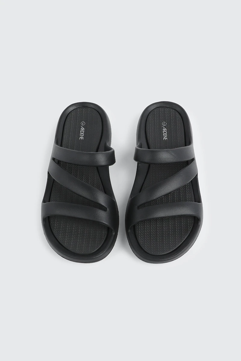 Lightweight Strappy Slide Sandals