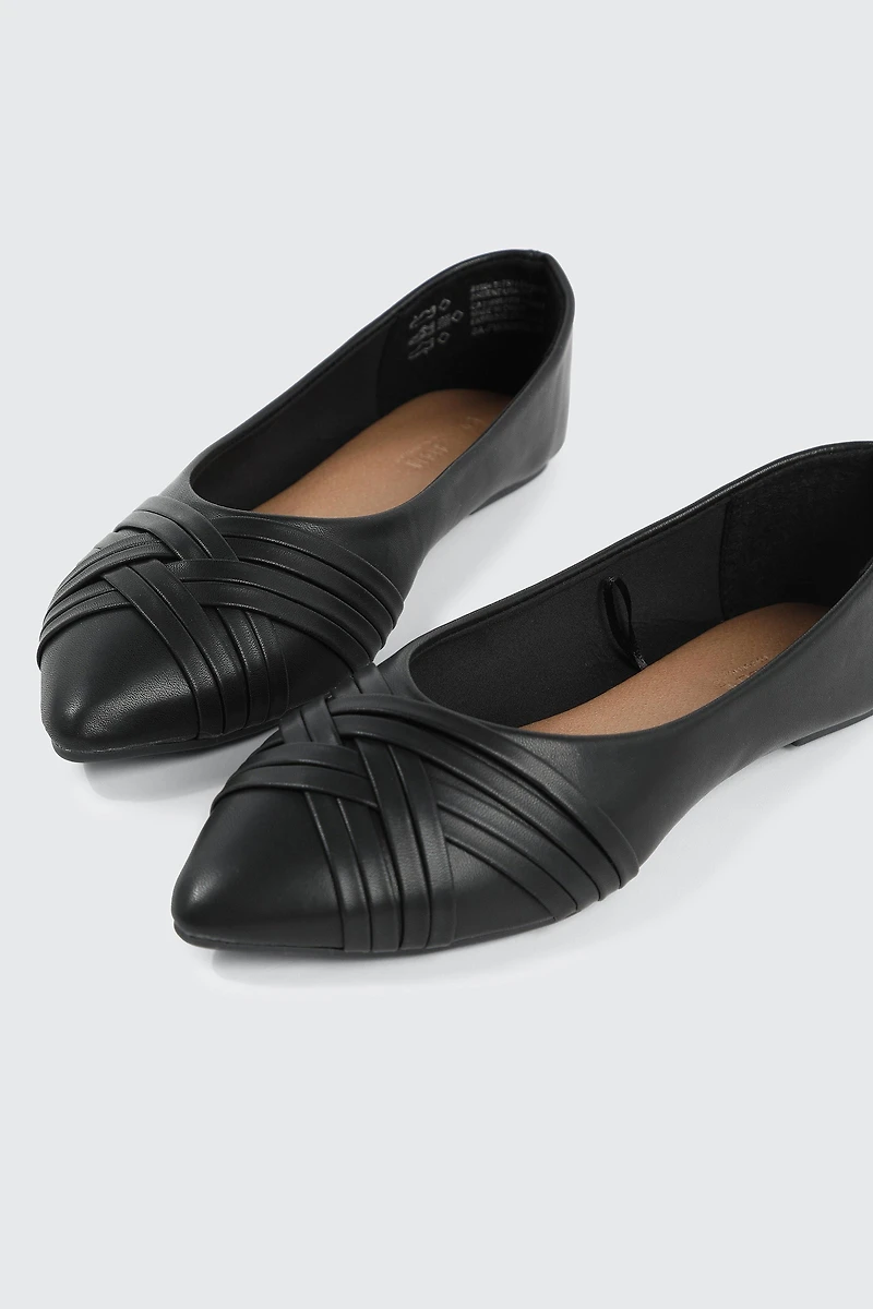 Ballerines pointues en faux cuir | Ardene