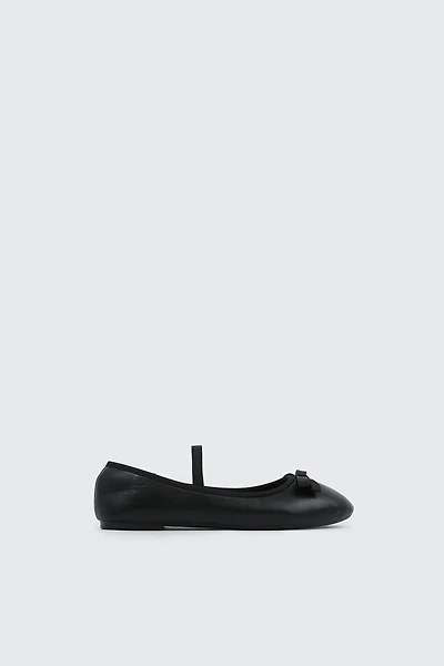Mary Janes with Bow