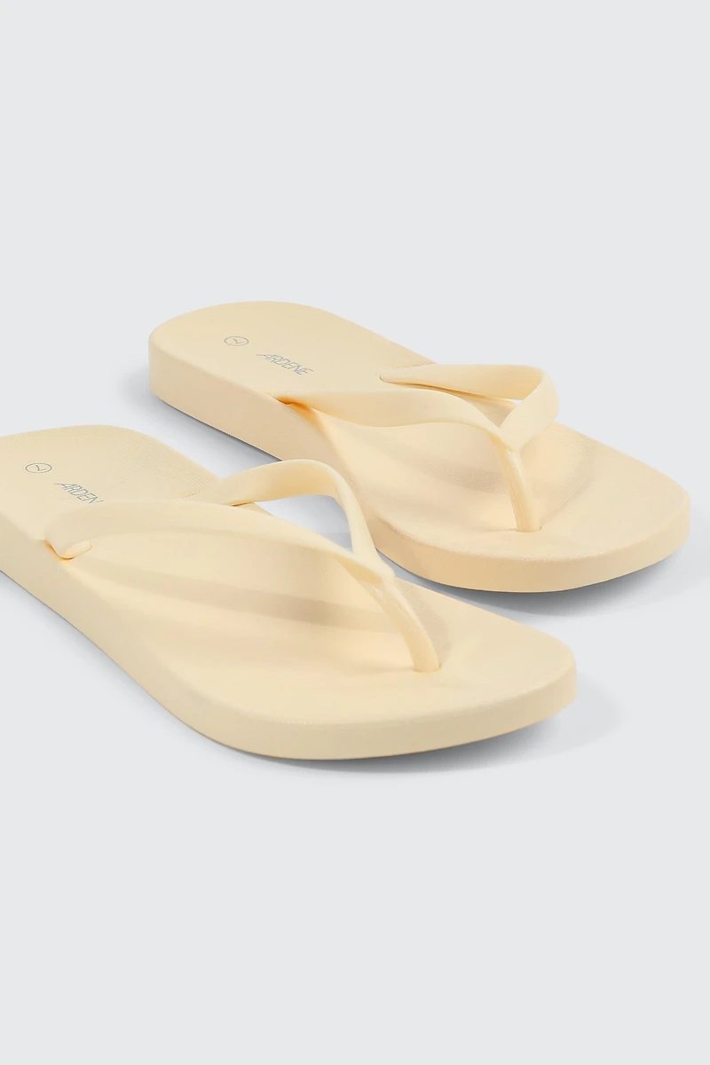 Flip Flops with Thin Straps