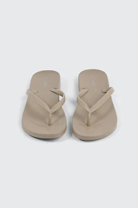 Flip Flops with Thin Straps
