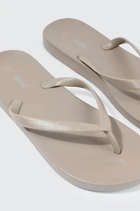 Flip-Flops with Thin Straps