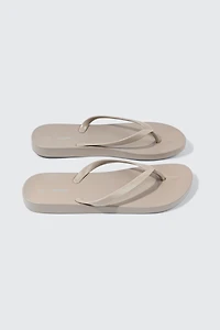 Flip-Flops with Thin Straps