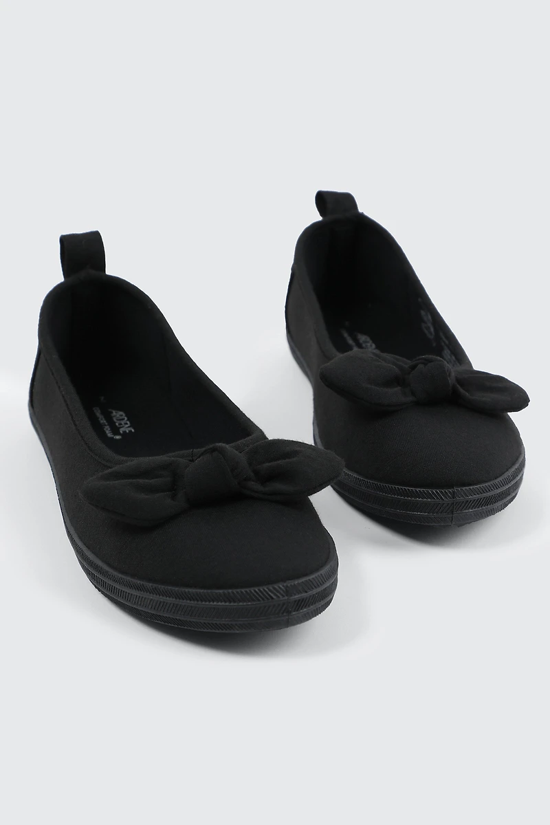 Slip On Sneakers with Bow