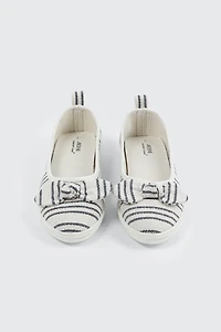 Slip On Sneakers with Bow