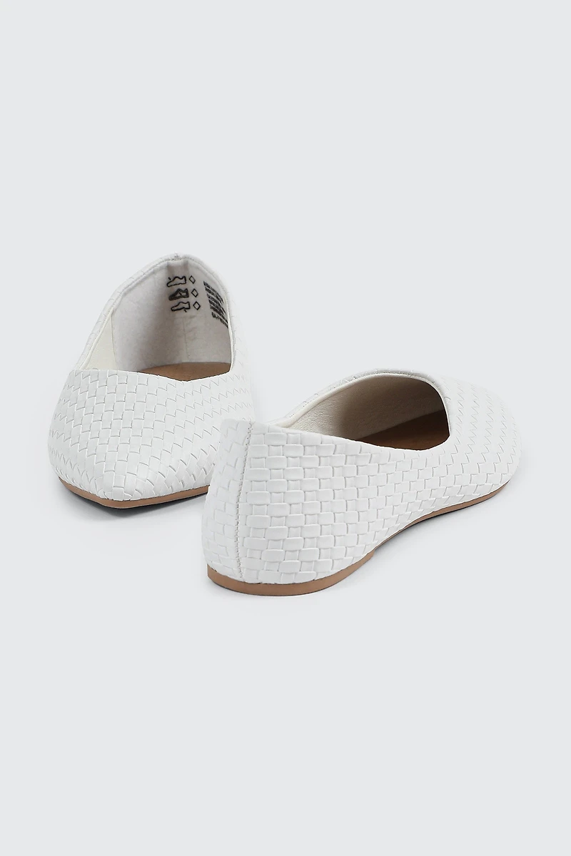 Pointed Toe Flats