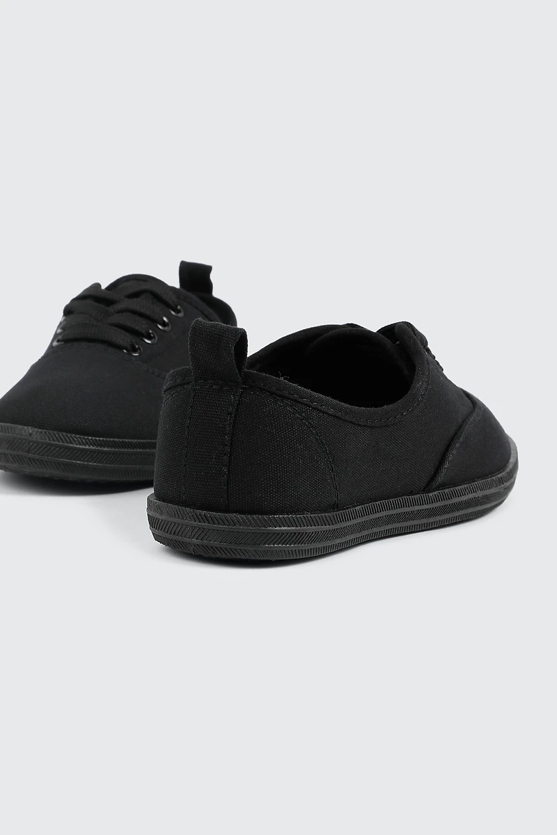 Lace up Sneakers