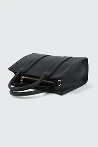 Sac à main structuré en faux cuir