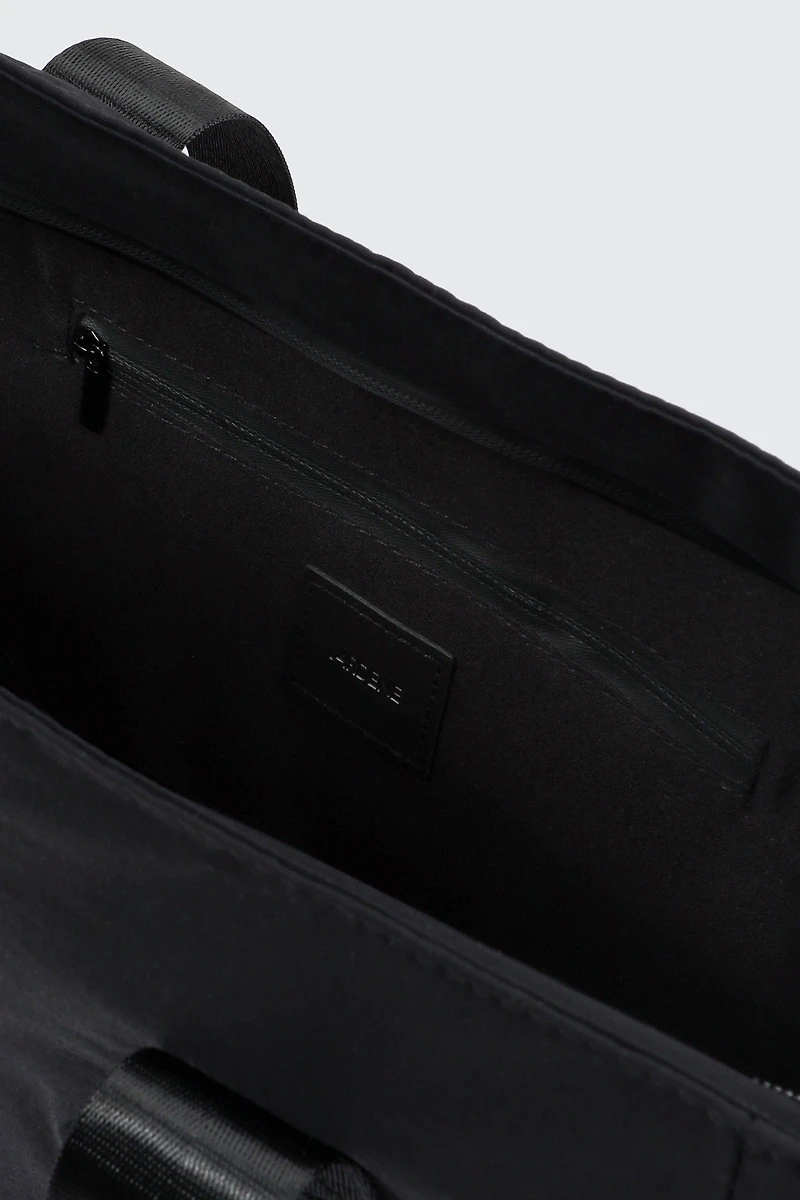 Large Zip Tote with Strap
