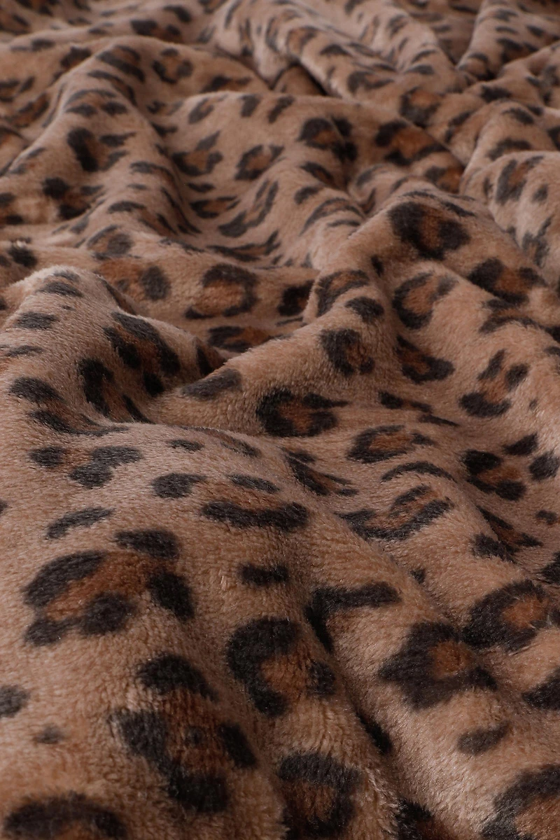 Couverture à motif léopard