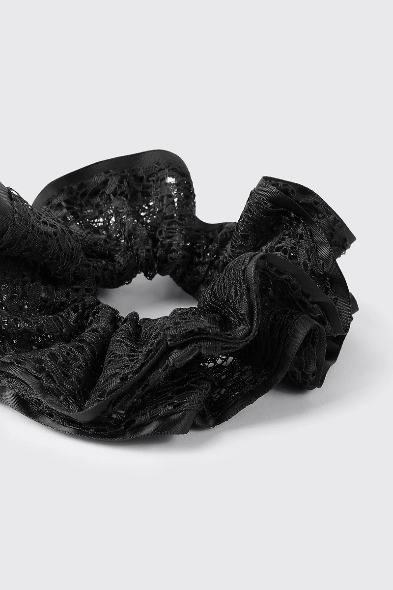 Lace Ruffle Scrunchie