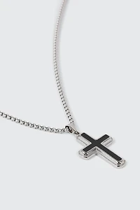 Collier en acier inoxydable avec croix