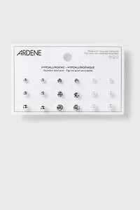 9 paires de boucles d'oreilles à clous