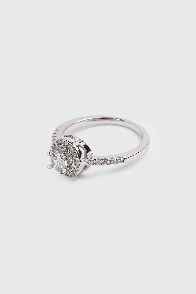 Bague solitaire coussin plaquée or blanc 14K