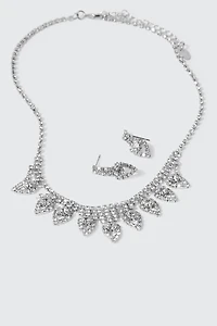 Ensemble collier et boucles d'oreilles à strass