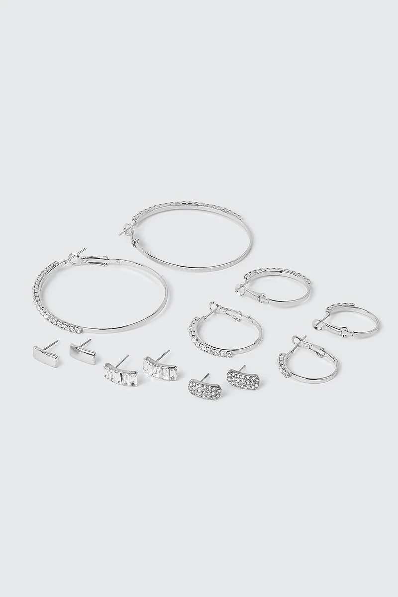 6 paires d’anneaux et de clous d’oreilles