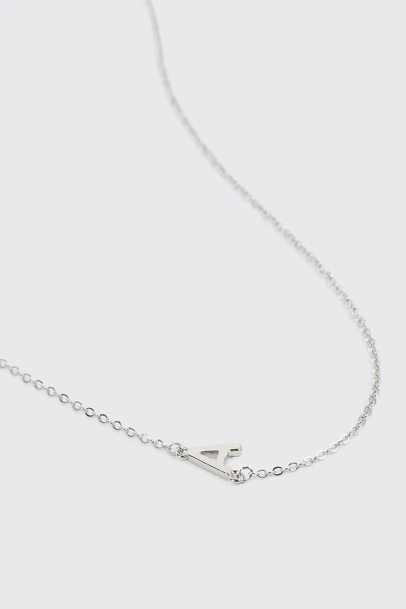 Collier initiale A plaqué or blanc 14K