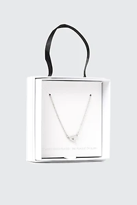 Collier initiale A plaqué or blanc 14K
