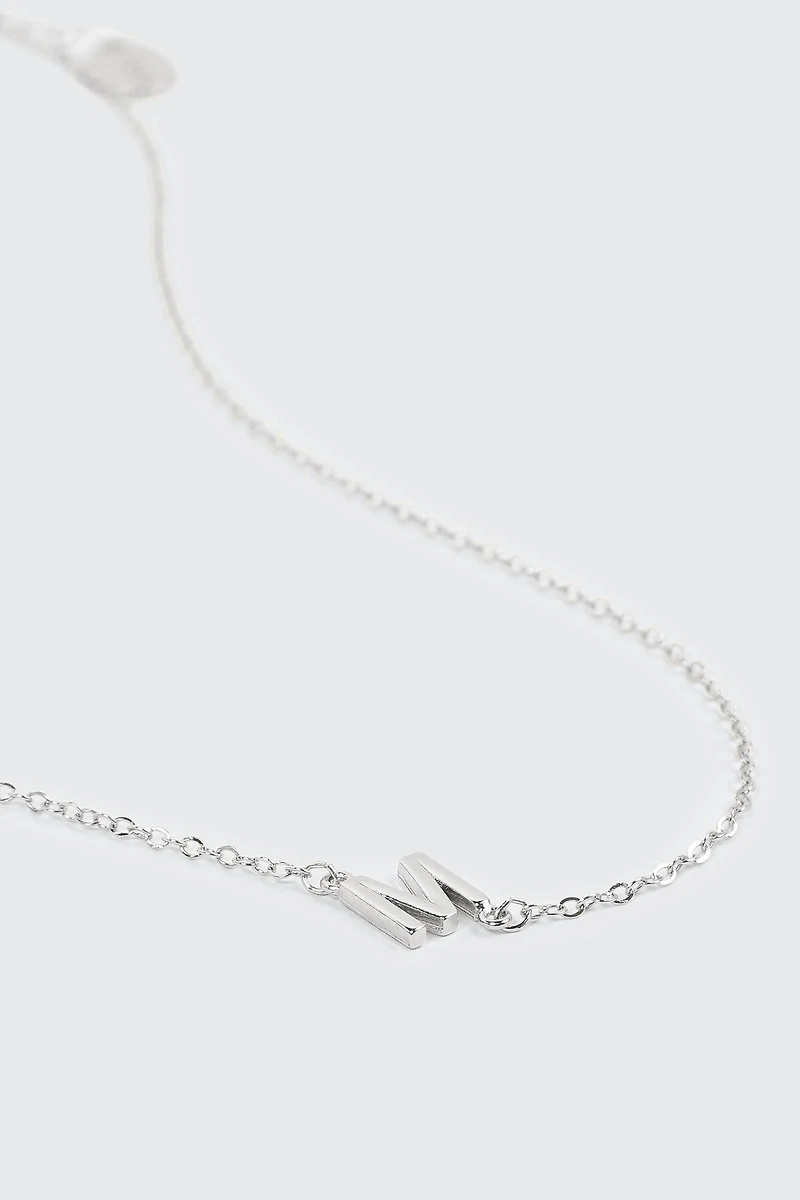 Collier initiale M plaqué or blanc 14K