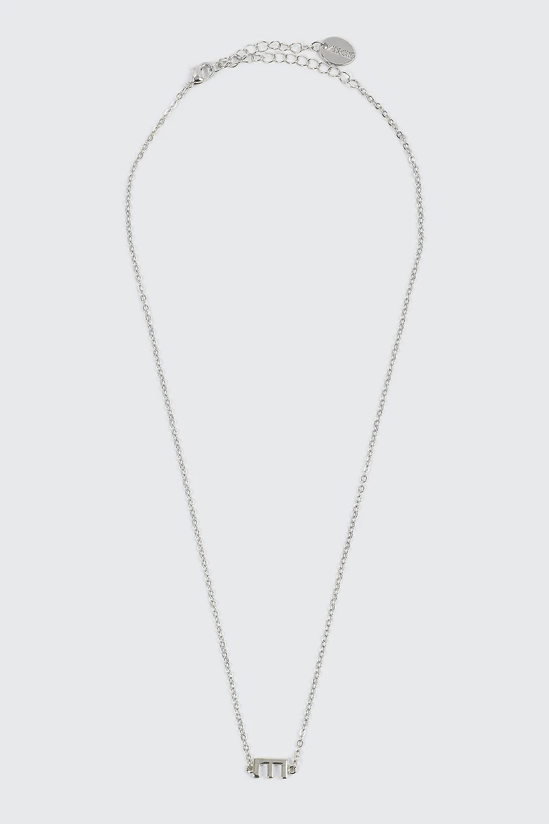 Collier initiale E plaqué or blanc 14K