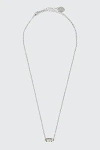 Collier initiale E plaqué or blanc 14K