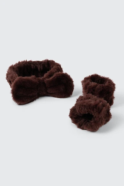 Ensemble bandeau et poignets assortis en fausse fourrure 