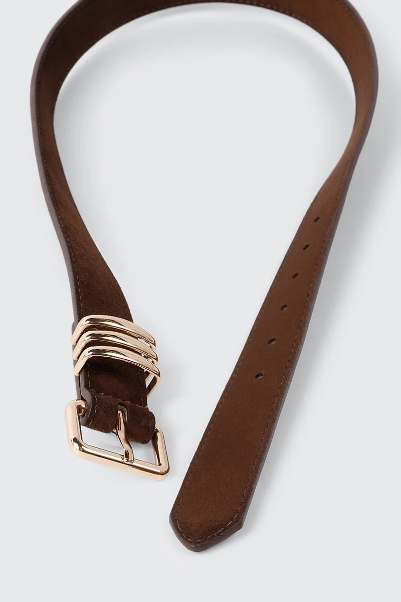 Ceinture en faux suède à boucle carrée
