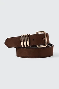 Ceinture en faux suède à boucle carrée