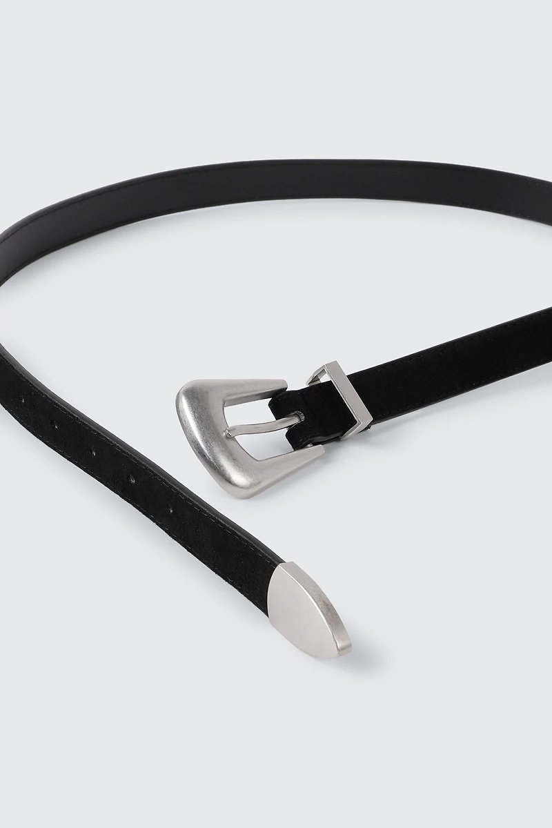 Ceinture en faux suède à embout métallique