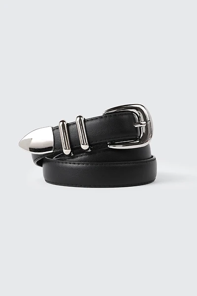 Ceinture en faux cuir à boucle ovale