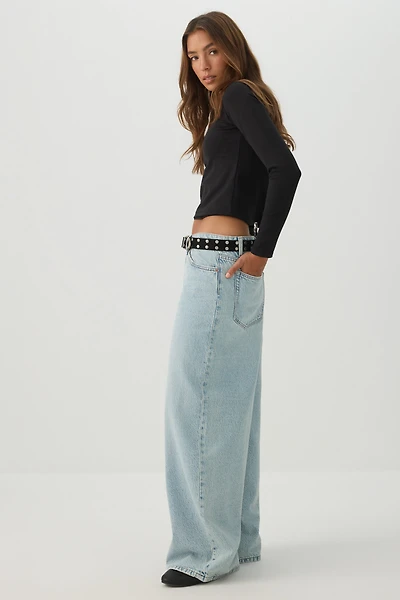 The Weekend Fit Low Rise Wide Leg Slouchy Jean