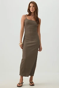Robe midi moulante à dos nu