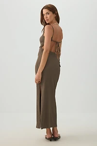 Robe midi moulante à dos nu