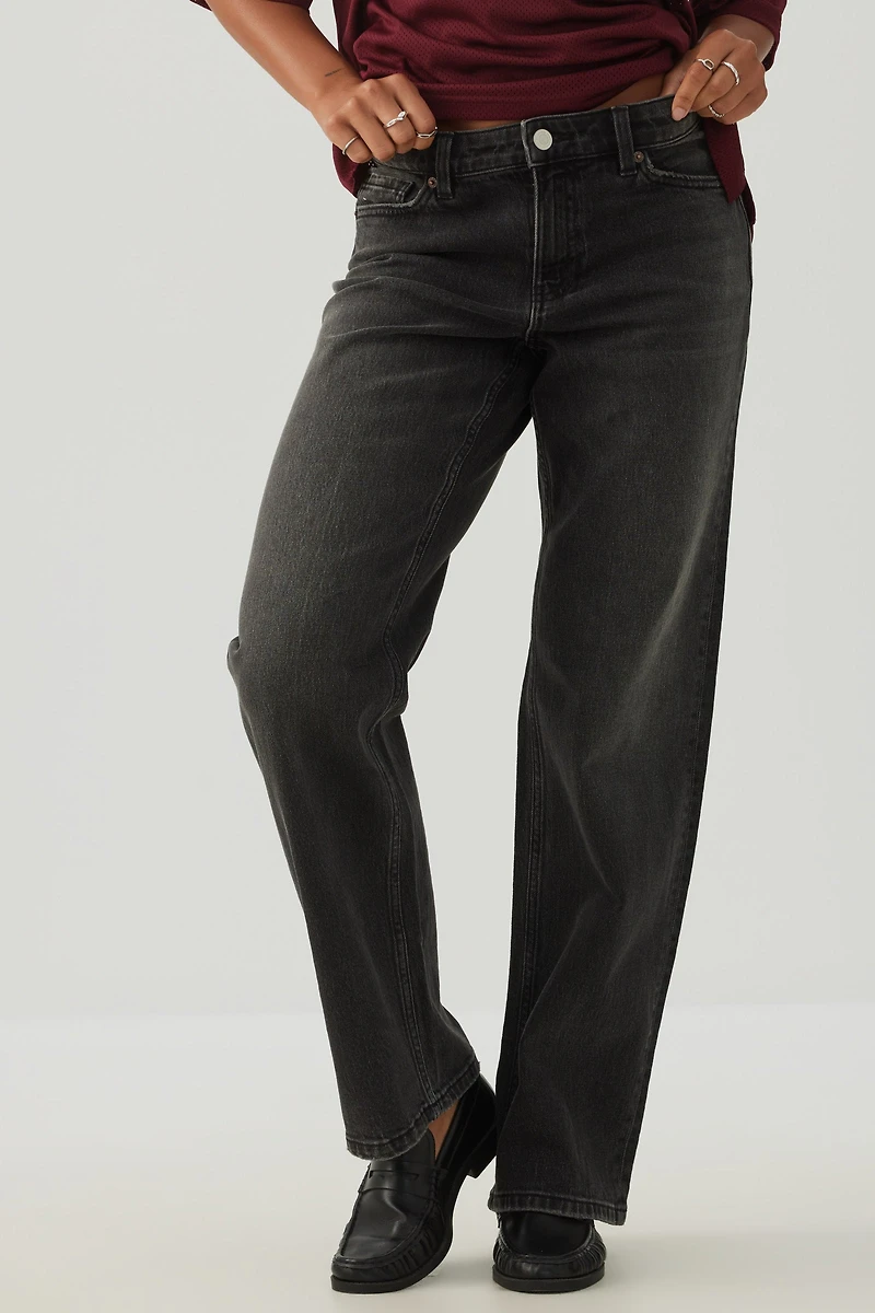 The Era Fit Mid Rise Straight Jean