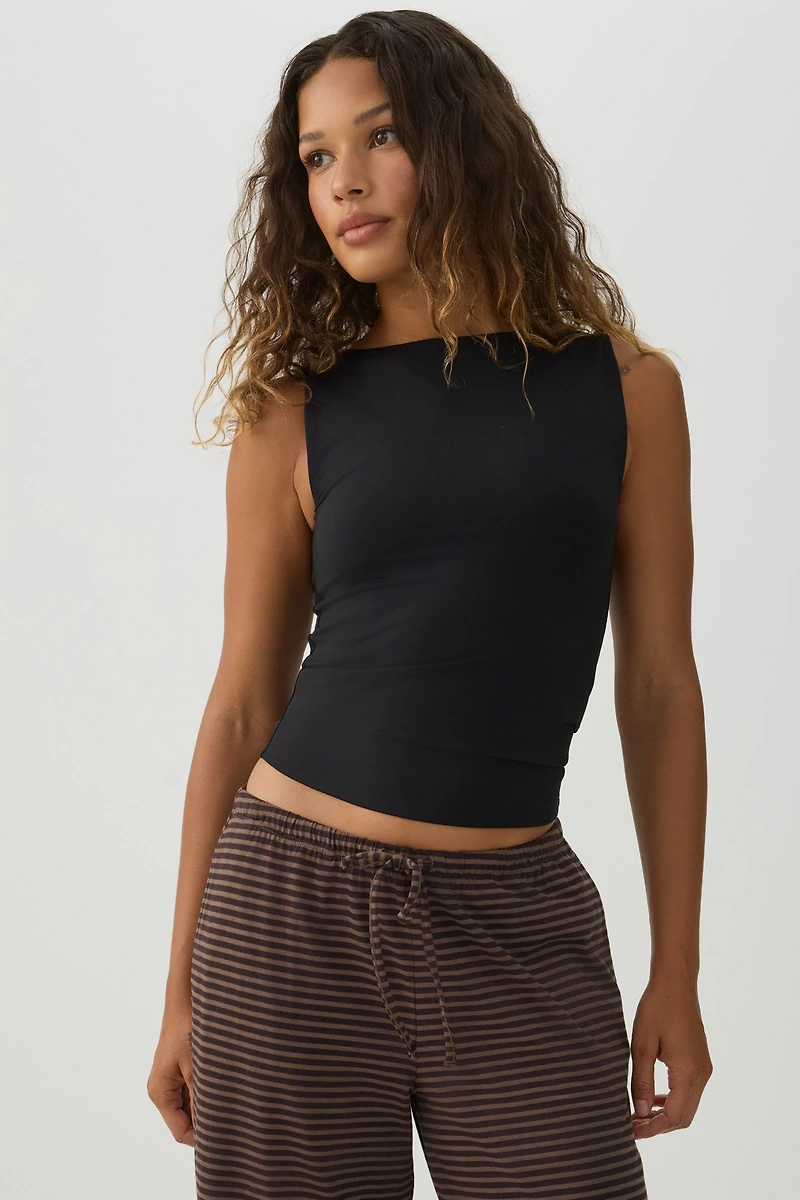 Camisole courte à col bateau PURAFORM