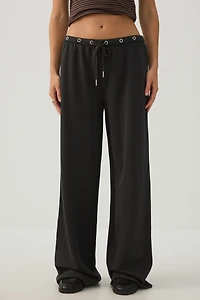 Pantalon évasé en tissu bouclette