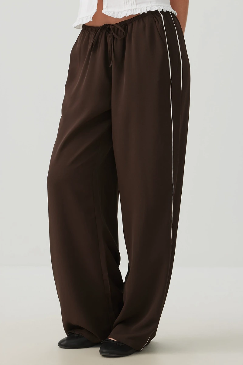Flowy Twill Wide Leg Pants