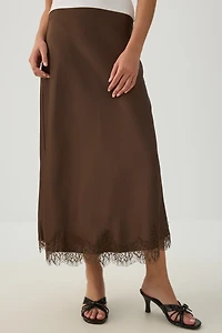 Jupe maxi en satin et dentelle